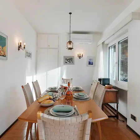 Castel In Aria Apartment